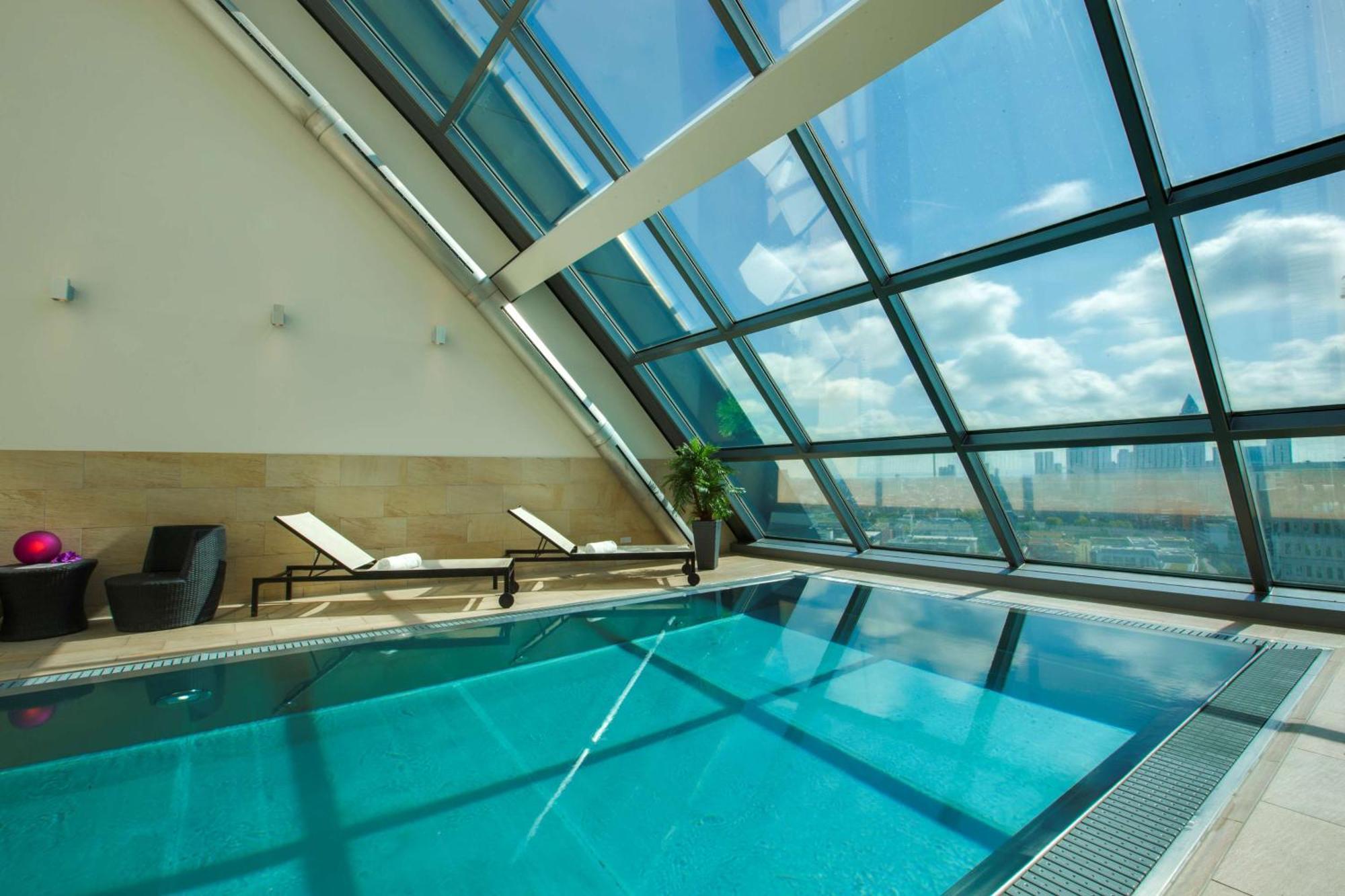 Radisson Blu Hotel Frankfurt Francoforte sul Meno Esterno foto