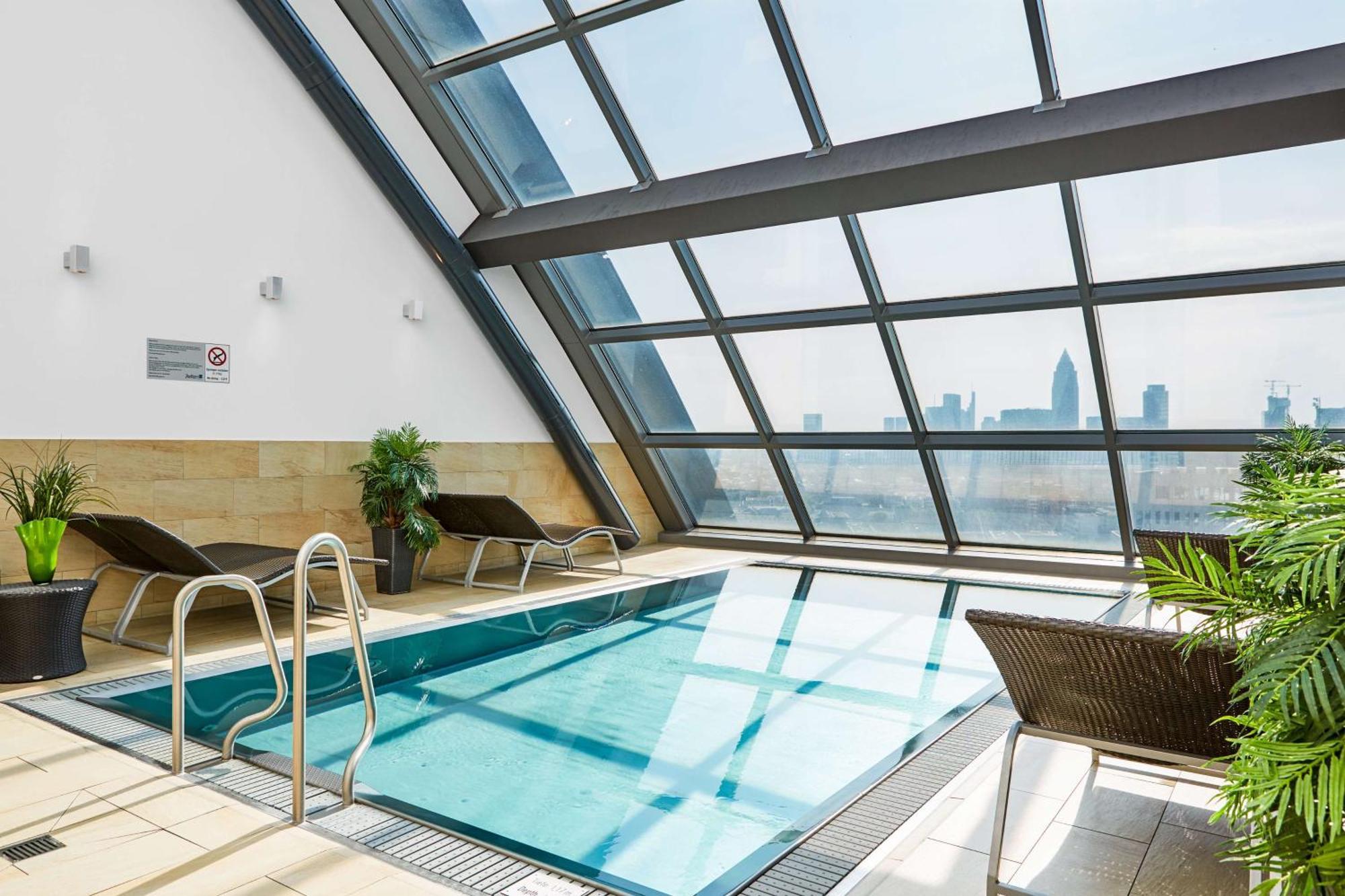 Radisson Blu Hotel Frankfurt Francoforte sul Meno Esterno foto