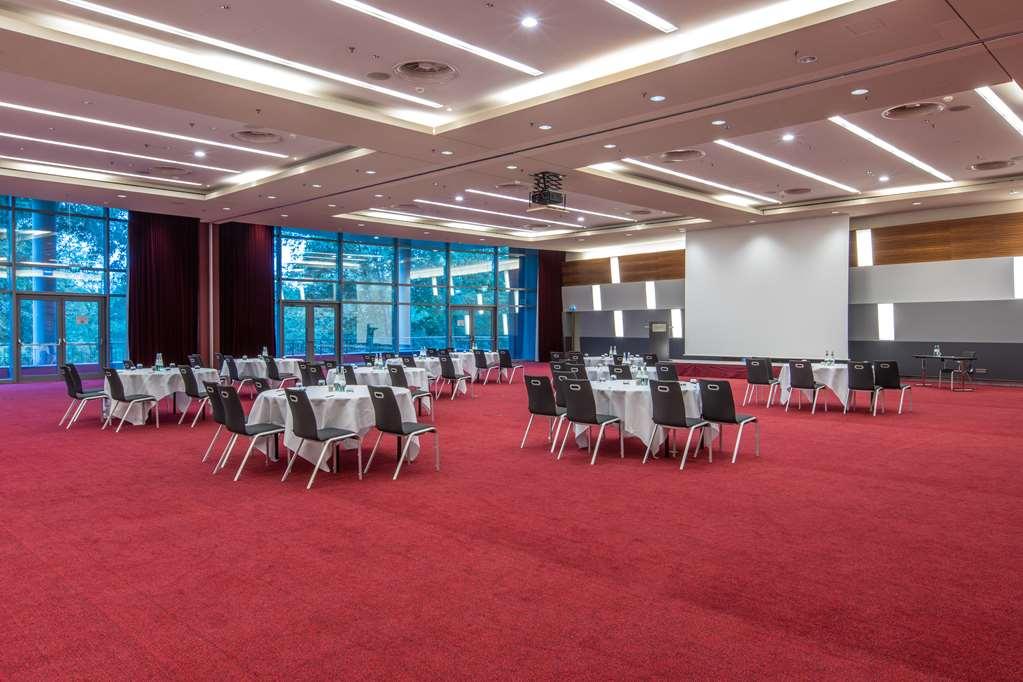 Radisson Blu Hotel Frankfurt Francoforte sul Meno Servizi foto